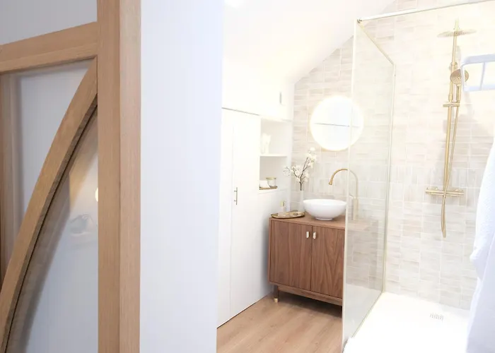 Shandita Bed & Breakfast Mérignac