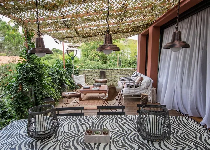 Shandita Bed & Breakfast Mérignac